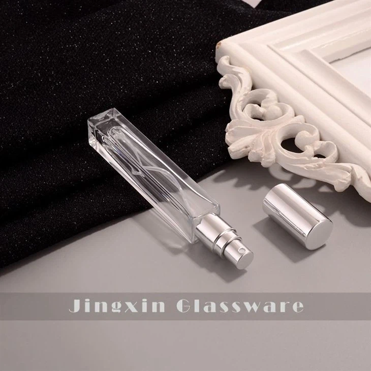 Glass Perfume Bottle With Sprayer(5)(001)