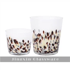 Steklena skodelica za sveče z barvnimi pikami v obliki valja